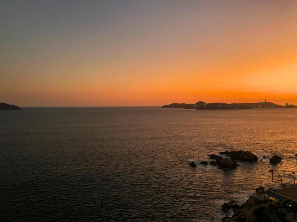 Suite 1808 By Suites Victoria Acapulco Esterno foto